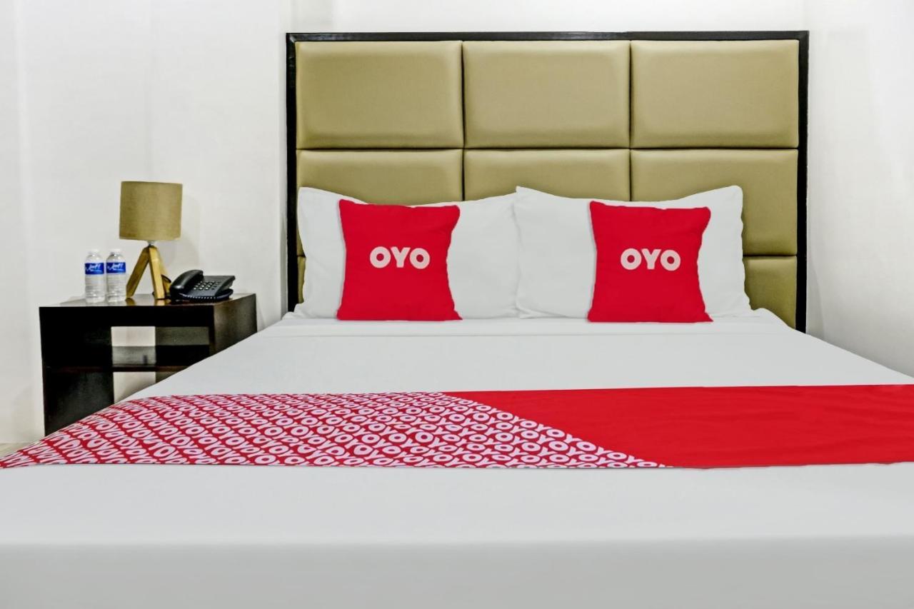 Oyo 869 Jnv Dream Hotel Subic Eksteriør bilde