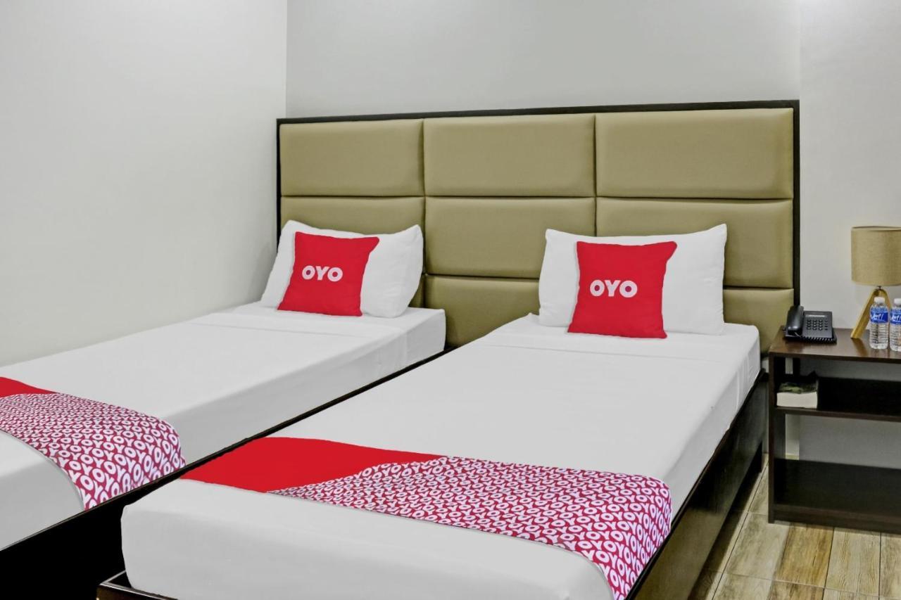 Oyo 869 Jnv Dream Hotel Subic Eksteriør bilde