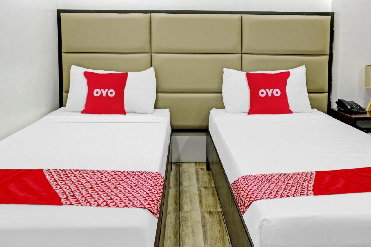 Oyo 869 Jnv Dream Hotel Subic Eksteriør bilde