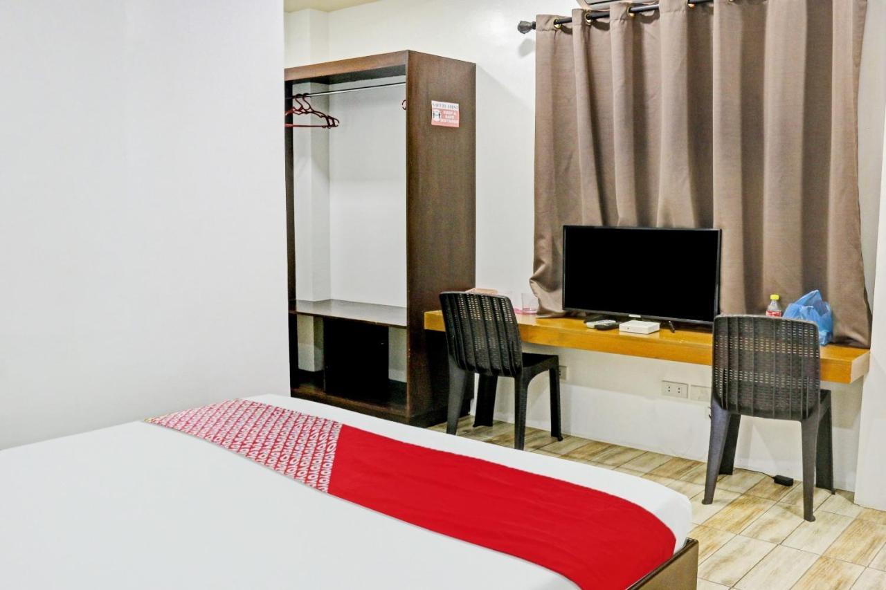 Oyo 869 Jnv Dream Hotel Subic Eksteriør bilde