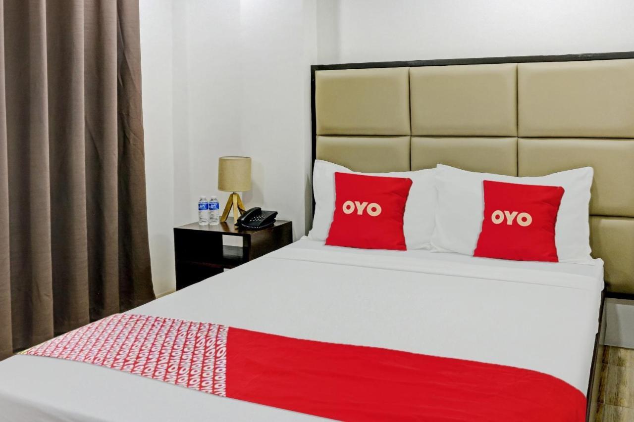 Oyo 869 Jnv Dream Hotel Subic Eksteriør bilde