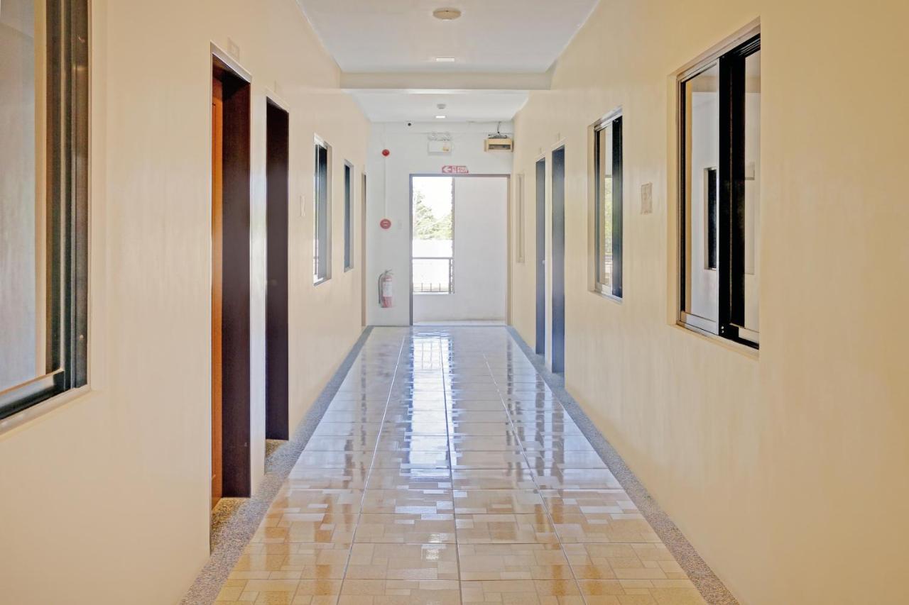 Oyo 869 Jnv Dream Hotel Subic Eksteriør bilde